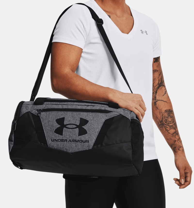 UNDER ARMOUR Undenia..