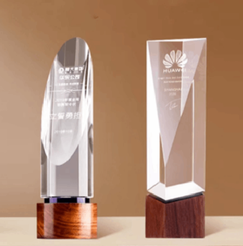 Crystal With Wood XH..